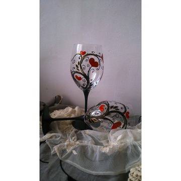 Комплект чаши за вино