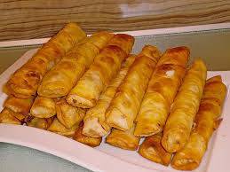 Хрупкави банички със спанак