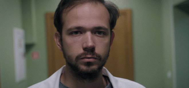 „Откраднат живот“ ще провокира зрителите да проникнат в личните драми на лицата зад белите престилки