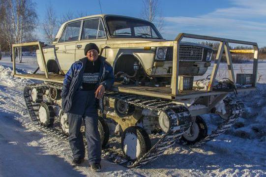 Руски изобретател кръстоса ЛАДА с танк!