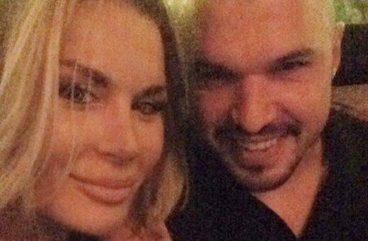 Любимото коте на Божинов лъсна голо в скандален клип (18+ видео)