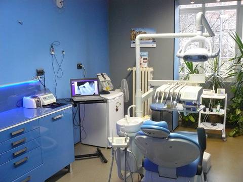 ДЕНТАЛНА ПРАКТИКА „БАЛКАНДЕНТ” Д-Р ЕВГЕНИ БАЛКАНДЖИЕВ