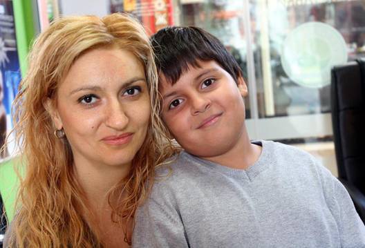 Детето на тази онкоболна майка трогна до сълзи цяла България!