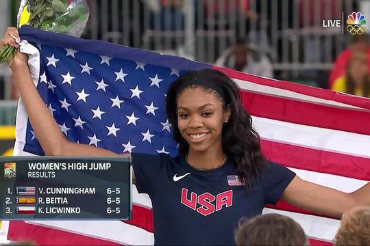 18-годишна американка подобри рекорд на Стефка Костадинова