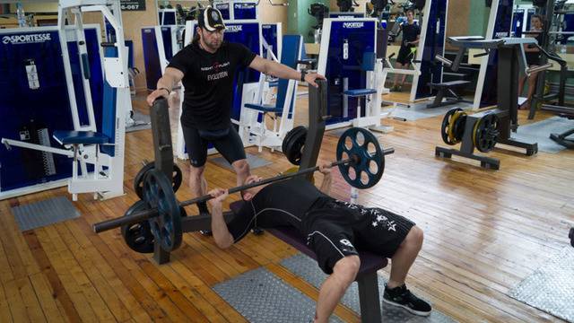 На фитнес с Недик Недев