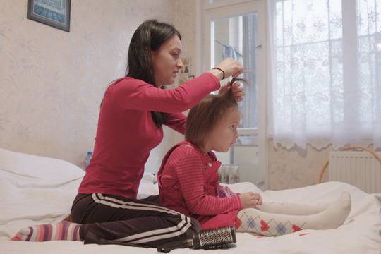 Една самотна майка „в долината на пушките и розите“