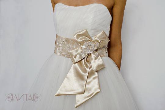 Нова колекция сватбени рокли Joy – Сватбени салони Lita в София