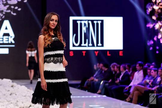 Евгения Живкова откри втория ден на Sofia Fashion Week 2016