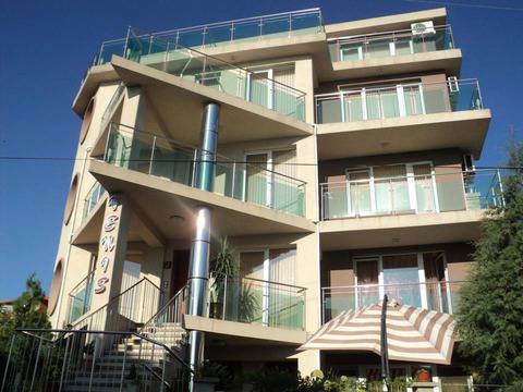 Семеен хотел Венис Созопол