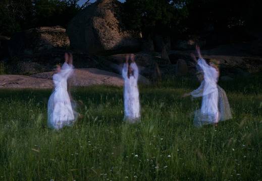 Самодивското хоро