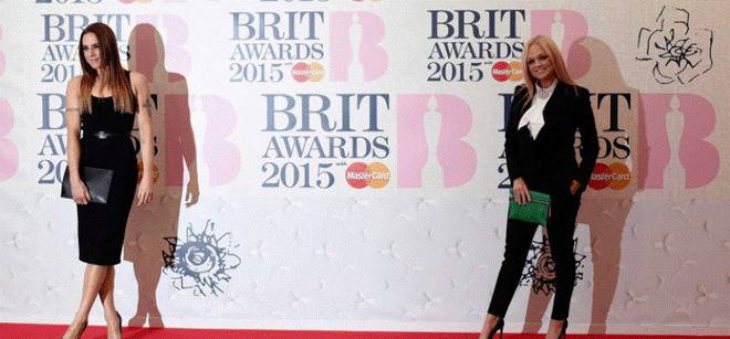 Spice Girls се завръщат, но без Виктория Бекъм