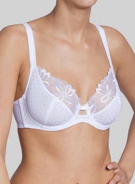 Малена – магазин за сутиени големи размери 95E 95Е Триумф Triumph сутиен за голям бюст мека чашка Beauty-Full Glam W сутиен