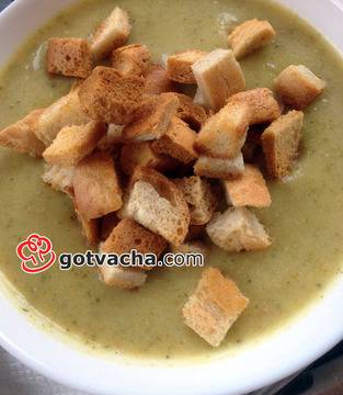 Зеленчукова крем-супа от броколи и картофи