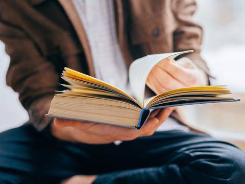 Може ли четенето да лекува?