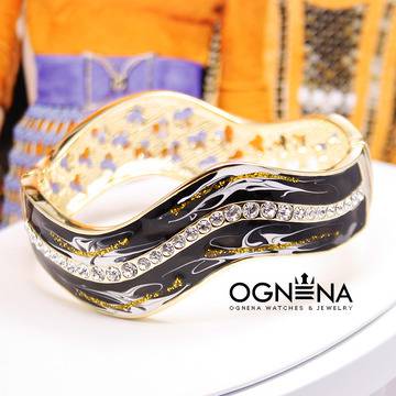 Масивна дамска гривна от OGNENA