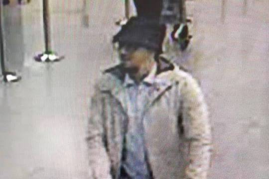 Как третият атентатор избяга от летището в Брюксел