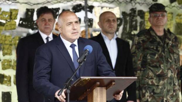 Изпращаме още 300 военни на границата