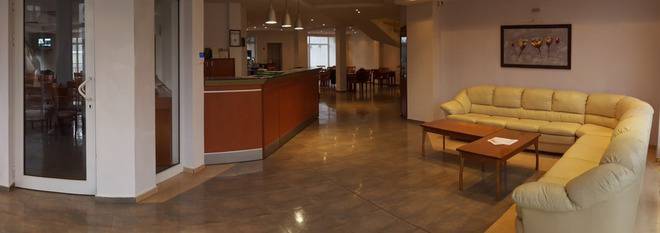 Хотел „Йо“ Св. Константин и Елена, Варна