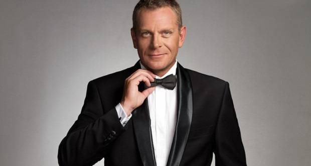 Юлиан Вергов: Мястото на театъра е само на сцената