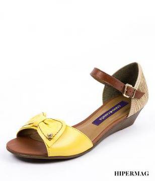 Сандали в жълто и кафяво