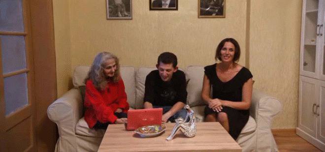 Мария и екипът на „Бригада Нов дом” поемат в свои ръце тежката съдба на актьорското семейство Атанасови