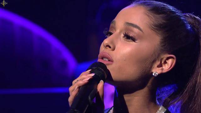 Ariana Grande – Be Alright (Live On SNL) 2016