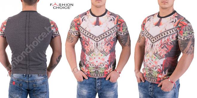 Мъжка тениска в черно с обло деколте и малка щампа на скелет