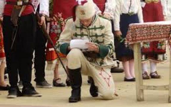 На първи май възстановка за 140 год. Априлско въстание