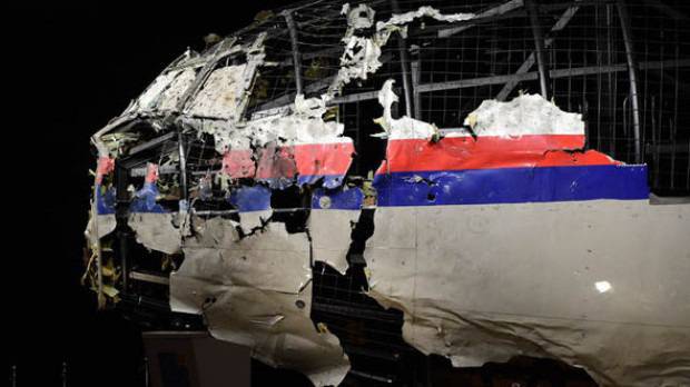 Малайзийският самолет МН17 е свален от украински Су-25