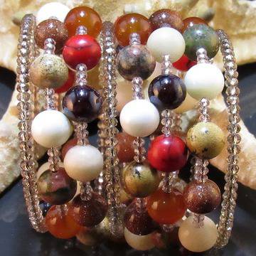 Уникална дамска гривна от естествени камъни – DM-2014