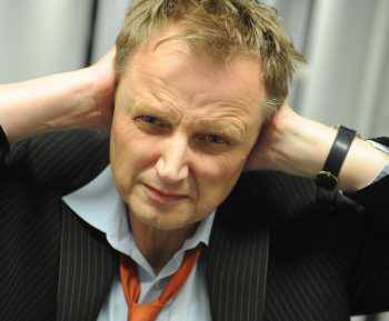 Вирусни инфекции причиняват шум в ушите