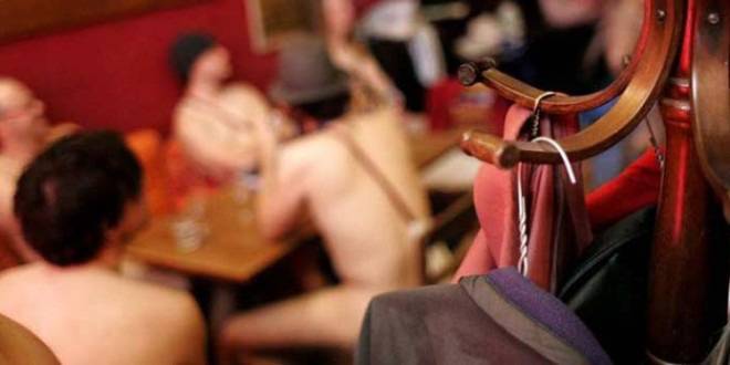 32 000 души се записали за вечеря в нудистки ресторант в Лондон