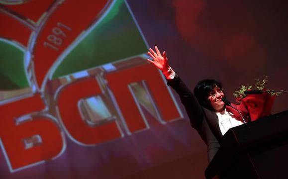 Корнелия Нинова е новият председател на БСП