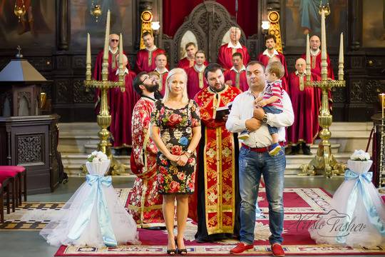 Кръщене на Патрик в катедрален храм „Свето Успение Богородично“