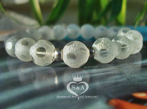 Гривна с Ефектни Кристали White Precious