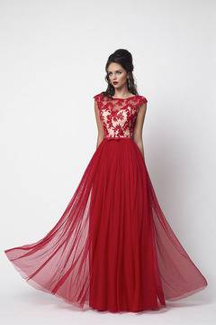 Holiday Sona с неустоима колекция за абитуриентите на 2016 година