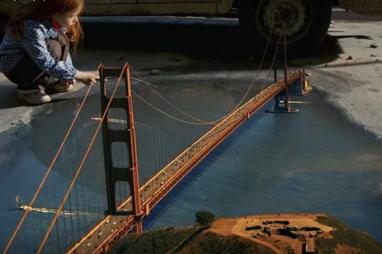 Невероятният нов клип на „Колдплей“