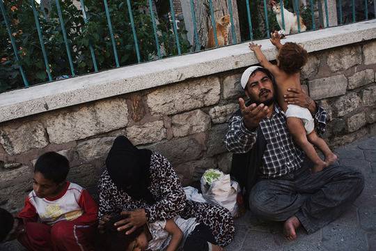 Германското разузнаване: Бежанският поток се пренасочва към България