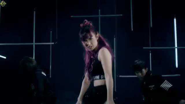 Jannine Weigel – Finish Line (2016)