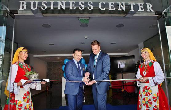 В столицата отвори врати единствената в Европа клиника за неинвазивно лечение на гръбначни заболявания