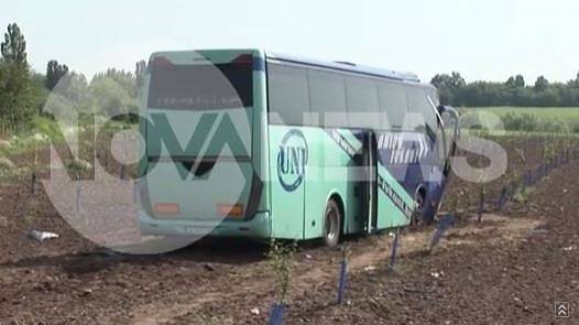 Катастрофа с автобус по линията София-Силистра, 10 души са в болница