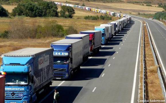 През летните месеци няма да се ограничава движението на тежкотоварните камиони