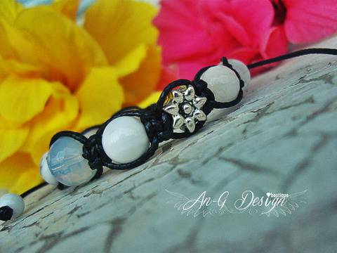 Нежно Бяла Гривна Angel Love