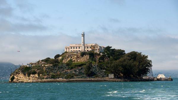 12 затвора, в които можете да попаднете доброволно