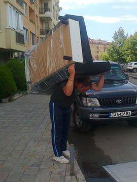 Почистване на мазета, тавани