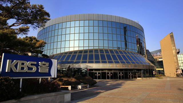 Китайското посолство принуждава KBS Hall в Сеул да отмени представлението на Шен Юн