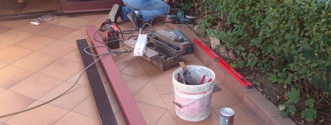 Метални конструкции, навеси, павилиони