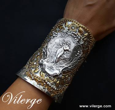 Модна тенденция в арт бижутерията и сезон Есен 2016 за жени с гривни