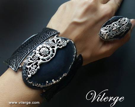 Арт колекция есен 2016 с дизайнерски винтидж бижута и комплекти за жени