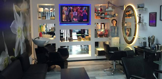 Фризьорски салон \